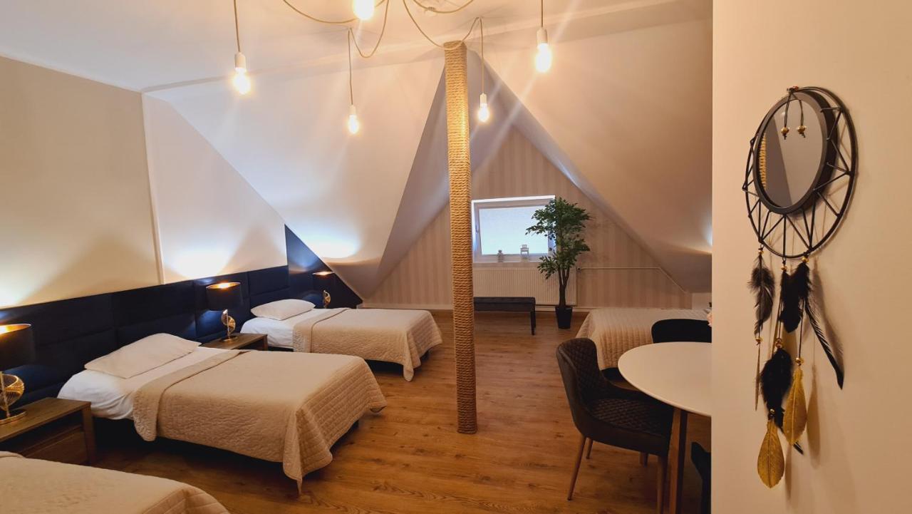 Hotel Kurpia Arte Nowogród Exteriér fotografie