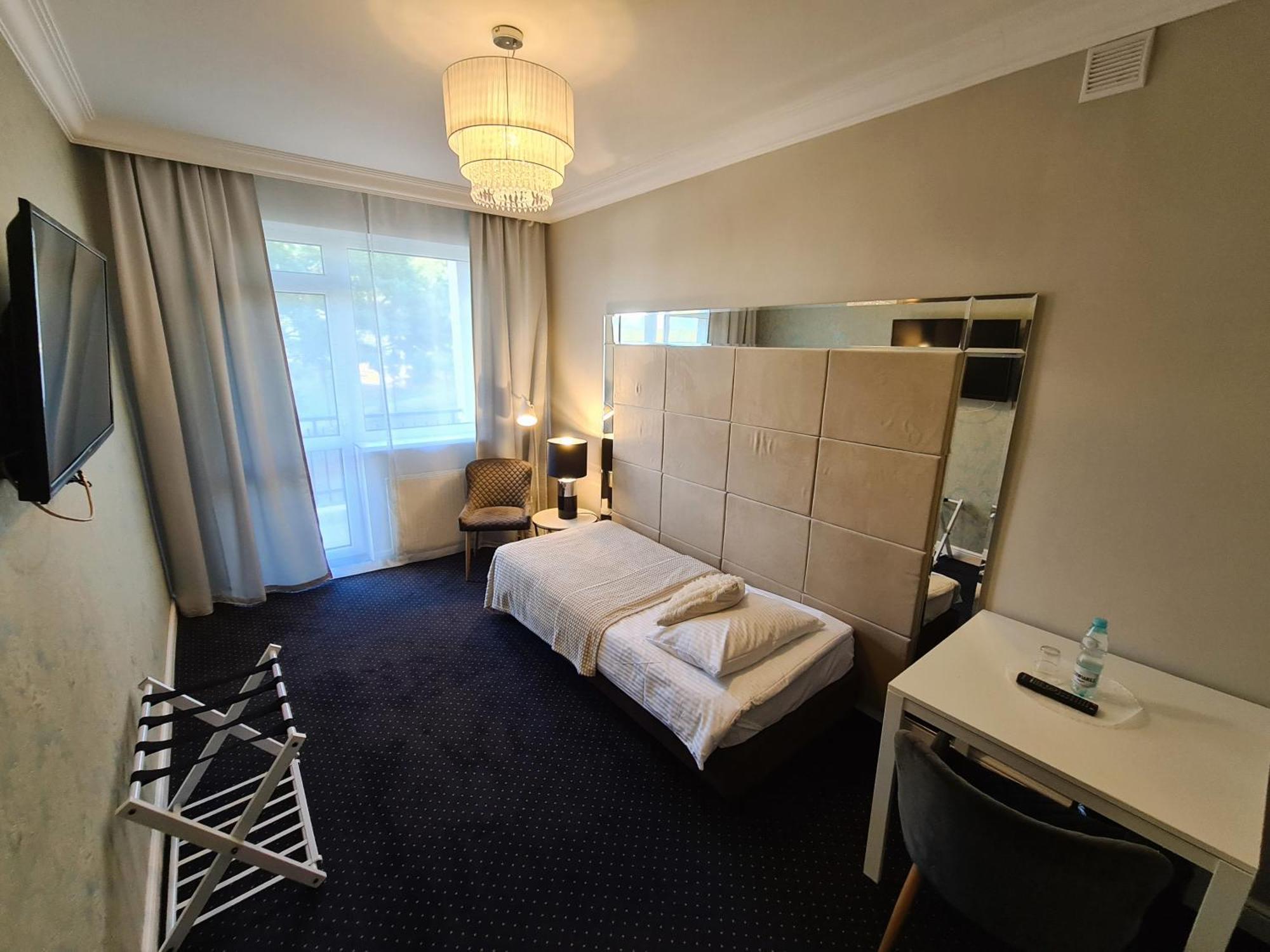 Hotel Kurpia Arte Nowogród Exteriér fotografie
