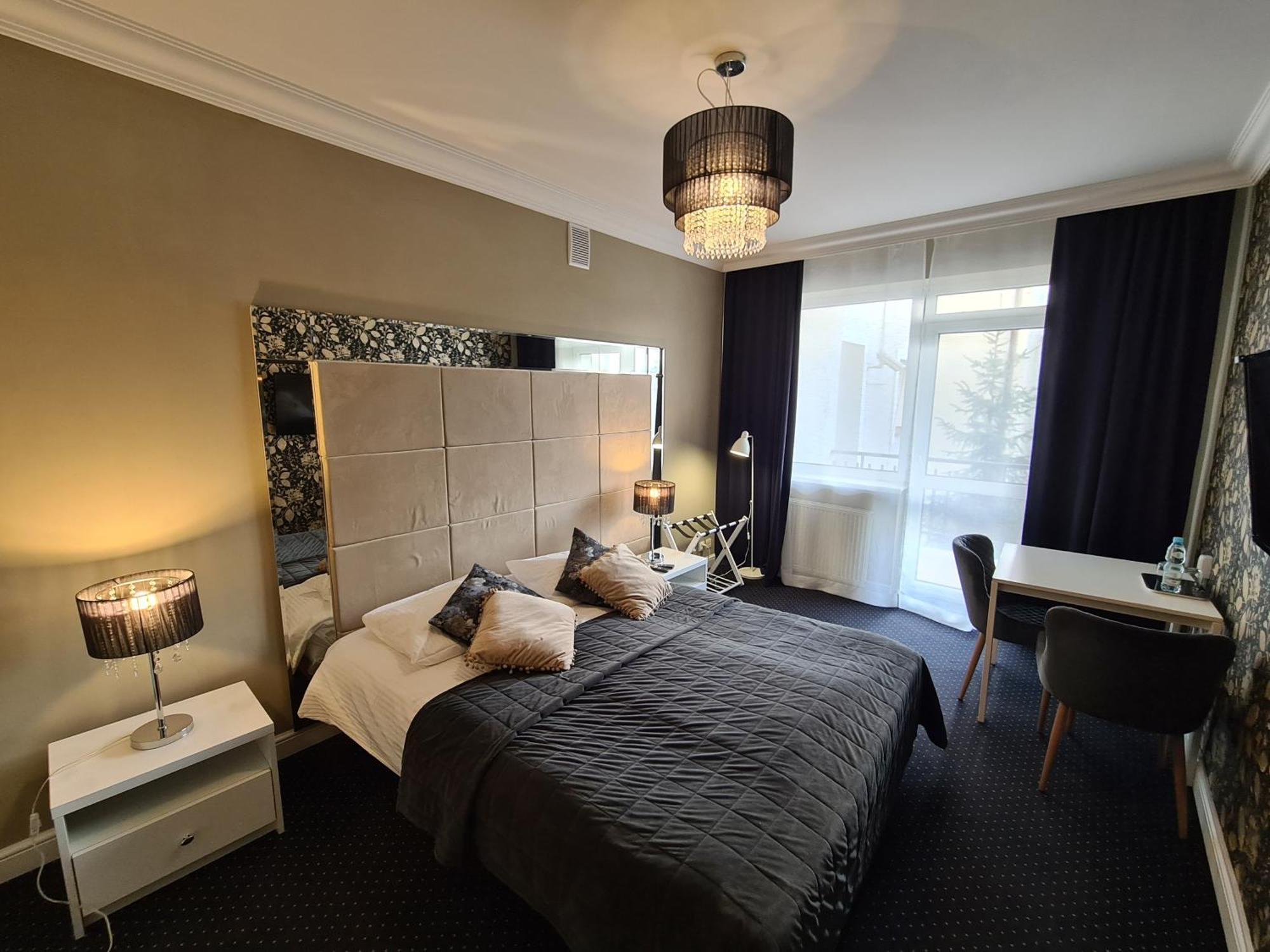 Hotel Kurpia Arte Nowogród Exteriér fotografie
